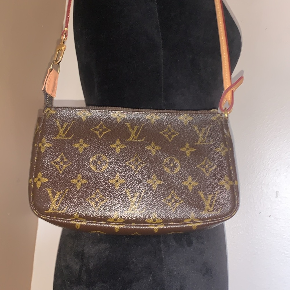 Vintage Louis Vuitton Pouchette Accessories Authentic Brown LV Monogram